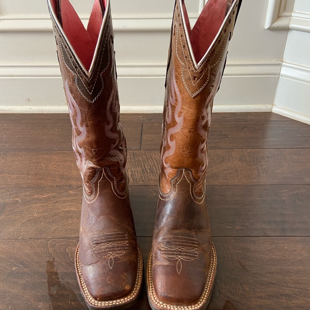 Ariat women’s boots, 7.5